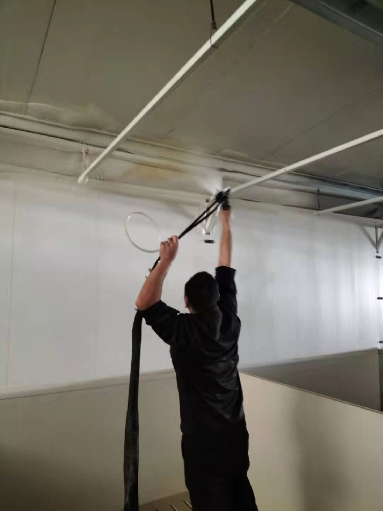 聚氨酯噴涂多少錢(qián)一平？